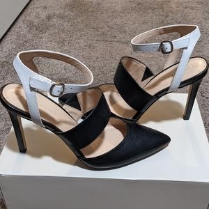 Banana Republic Caitlin point toe heeled sandals black white, Women's 7.5